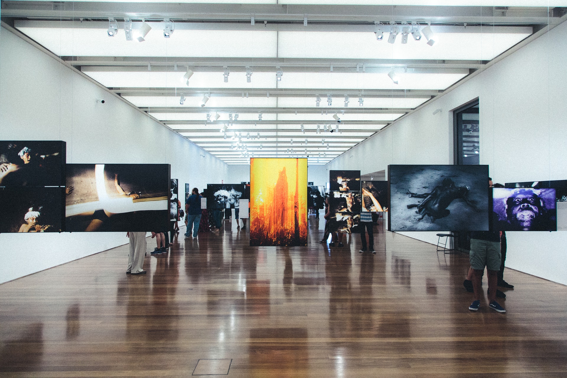 online exhibition